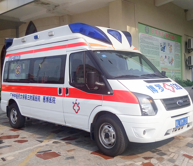 急診科救護(hù)車.jpg 急診科救護(hù)車.jpg